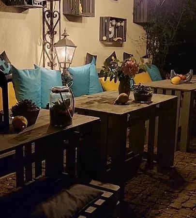 Przy Lesie ホームステイ *